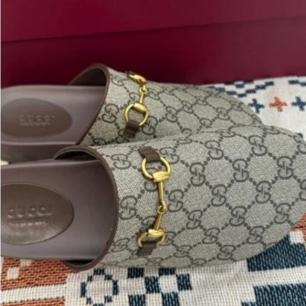 Gucci Mules - Picture 2 of 5